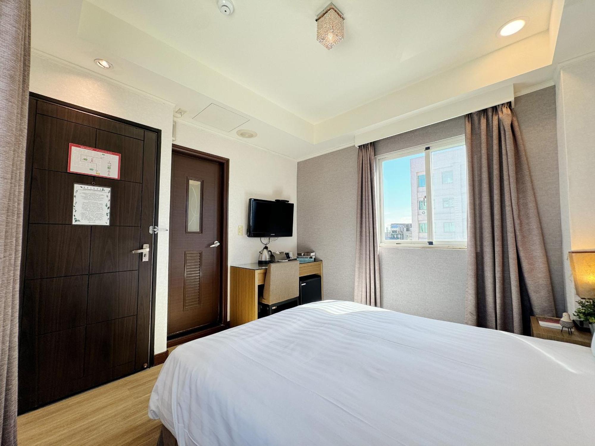 Finders Hotel Hualien Wen Hua Ruang foto