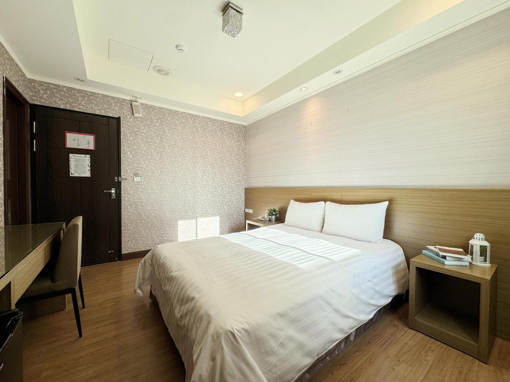 Finders Hotel Hualien Wen Hua Ruang foto