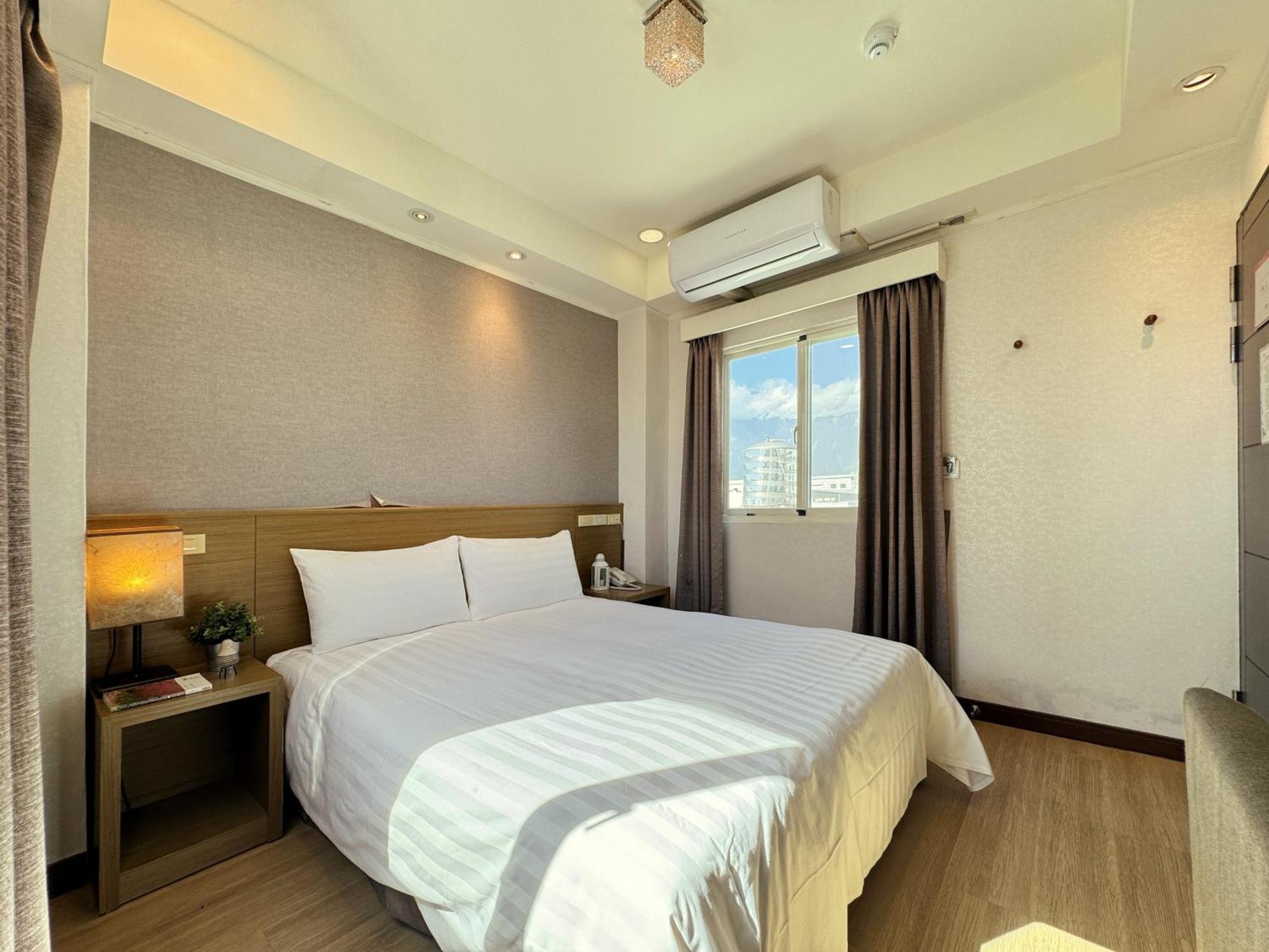 Finders Hotel Hualien Wen Hua Ruang foto
