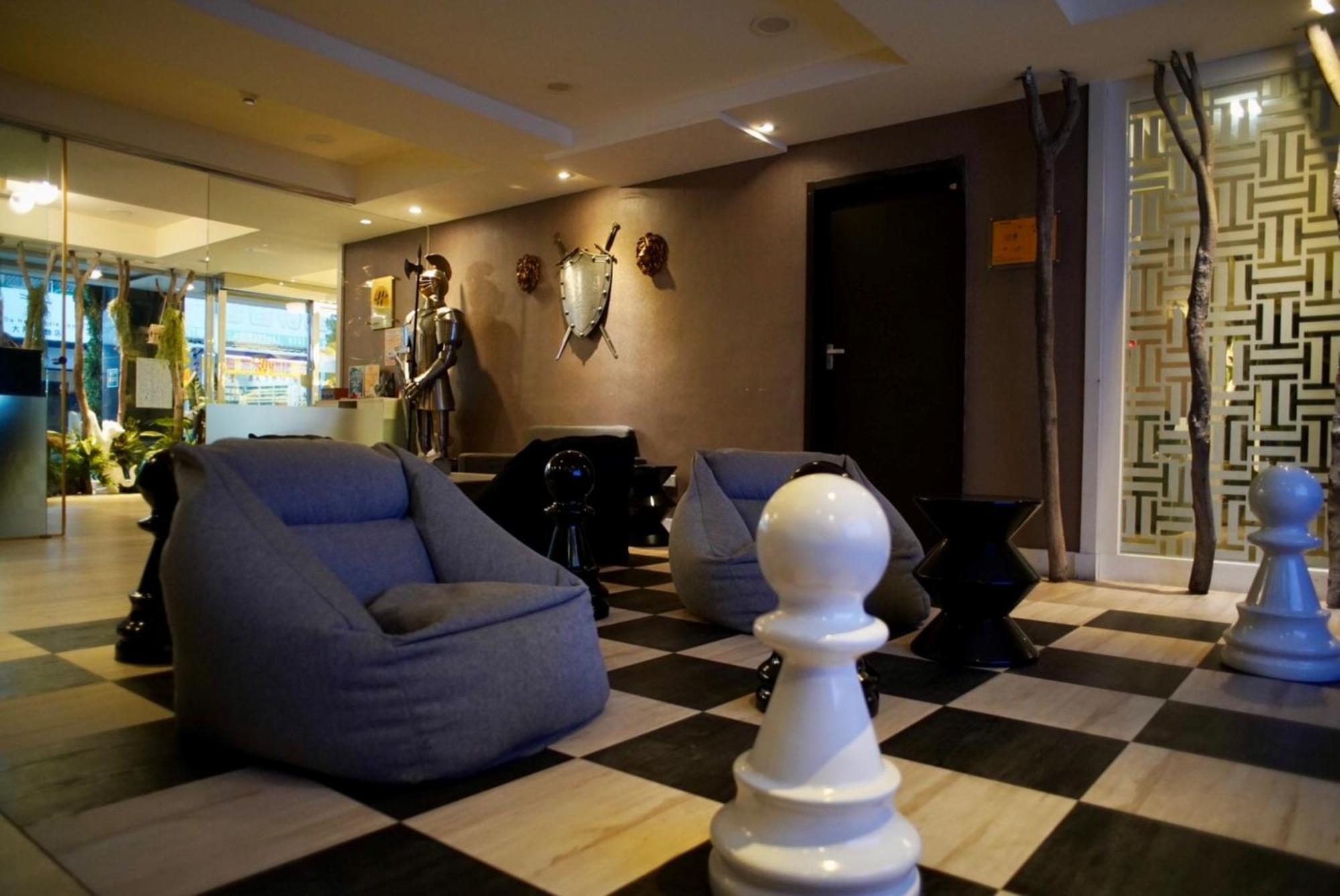 Finders Hotel Hualien Wen Hua Bagian luar foto